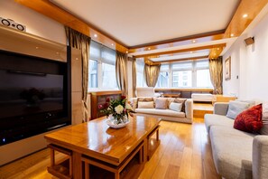 Luxury-Apartment, eigenes Bad (Three Bedroom ) | Lounge