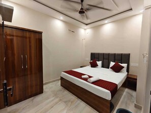 Free WiFi - Shree Hari Niwas Paying Guest House (Varanasi)
