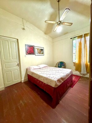 2 室のベッドルーム、WiFi