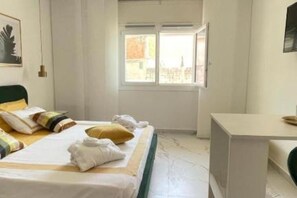1 bedroom, iron/ironing board, WiFi, bed sheets