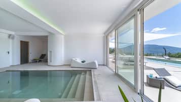 Vila, para fumantes | 4 quartos