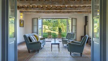 Villa, fumatori | 4 camere