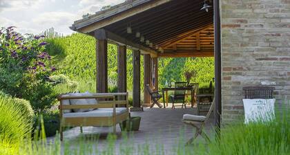 Casa Vita 8 by Marche Holiday Villas