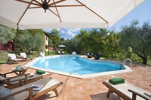 Villa, Smoking | 6 bedrooms - Casale Degli Ulivi 12 by Marche Holiday Villas (Acqualagna)