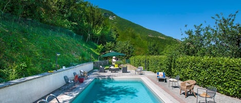 Villa, fumatori | 3 camere