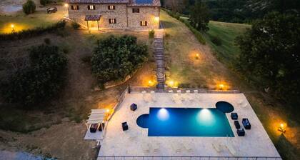Ca Quattrocchi 10 3 by Marche Holiday Villas