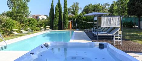 House, Smoking | 6 bedrooms