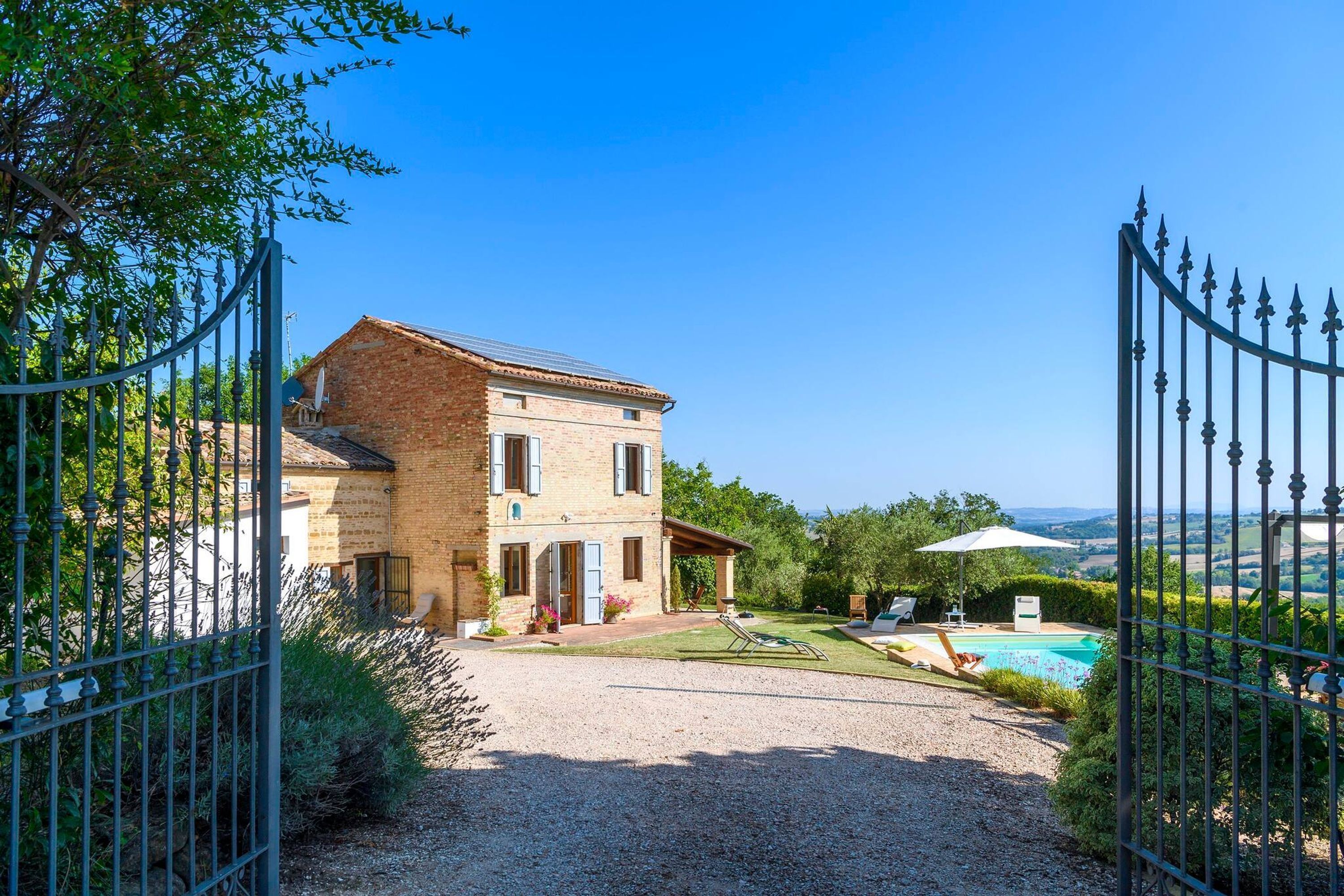 House | 4 bedrooms