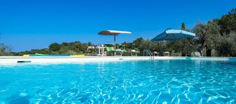 Villa Emilianna 12 2 by Marche Holiday Villas