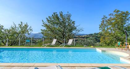 Casale Partemio 8 Marche Holiday Villas