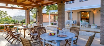 Casale Partemio 8 Marche Holiday Villas