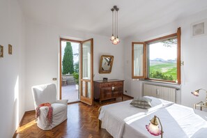 5 bedrooms - Villa Paola 10 by Marche Holiday Villas (Sant'Angelo in Vado)