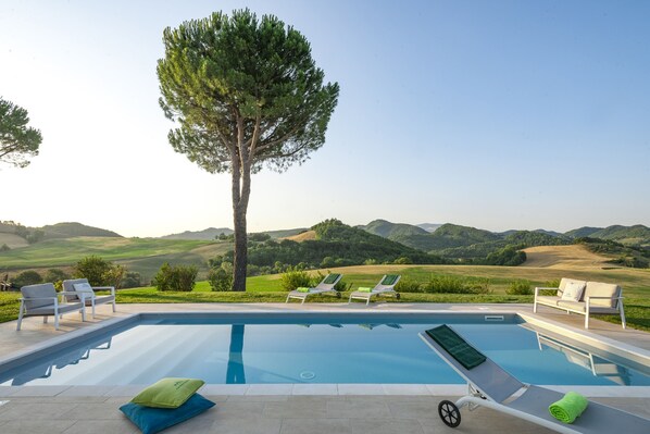 5 bedrooms - Villa Paola 10 by Marche Holiday Villas (Sant'Angelo in Vado)