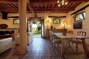 Biệt thự, hút thuốc | 4 phòng ngủ 