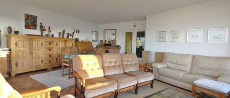 Apartment | Living area