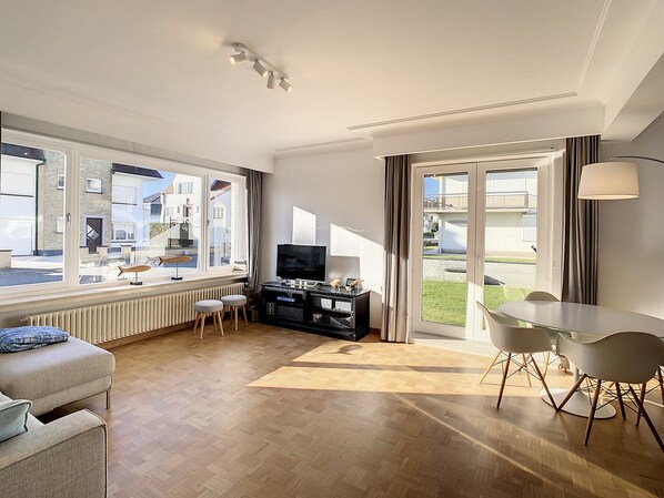 Apartment | Living room
