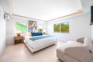 3 bedrooms, desk, iron/ironing board, travel crib