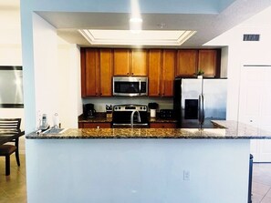 Fridge, microwave, oven, dishwasher - River Strand Veranda with Golf Option (Bradenton)