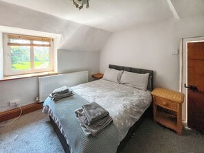 3 makuuhuonetta, ilmainen Wi-Fi, vuodevaatteet