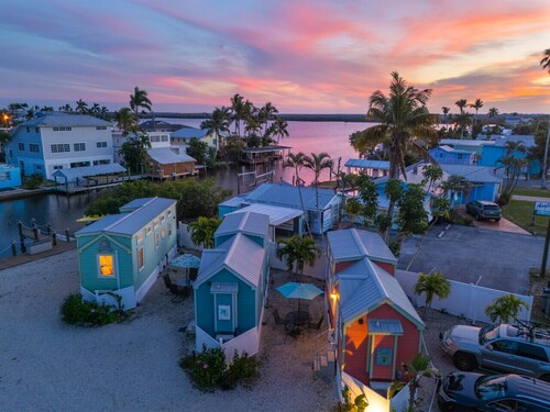 Matlacha Tiny Village - Flamingo