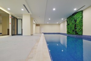 Indoor pool - Modern Furnished Apartments in Istanbul Basaksehir By Iradah Gayrimenkul (Istanbul)