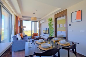 Living area - Modern Furnished Apartments in Istanbul Basaksehir By Iradah Gayrimenkul (Istanbul)