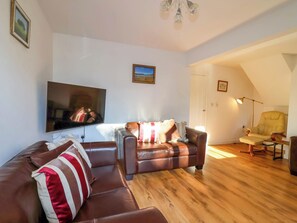 Living area - Kernyk (Camelford)