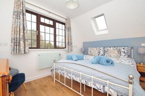 2 bedrooms, individually decorated, individually furnished, free WiFi - Kernyk (Camelford)