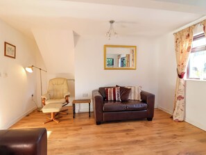 Living area - Kernyk (Camelford)