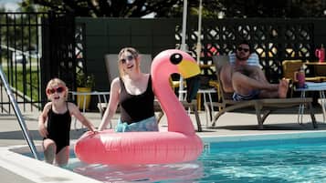 Piscina stagionale all'aperto