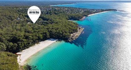 Greenfields Beach House & Studio