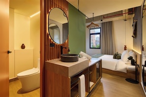 Deluxe Double Room | In-room safe, blackout curtains, iron/ironing board