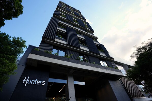 Front of property - Hunters By Jalo (Medellín)