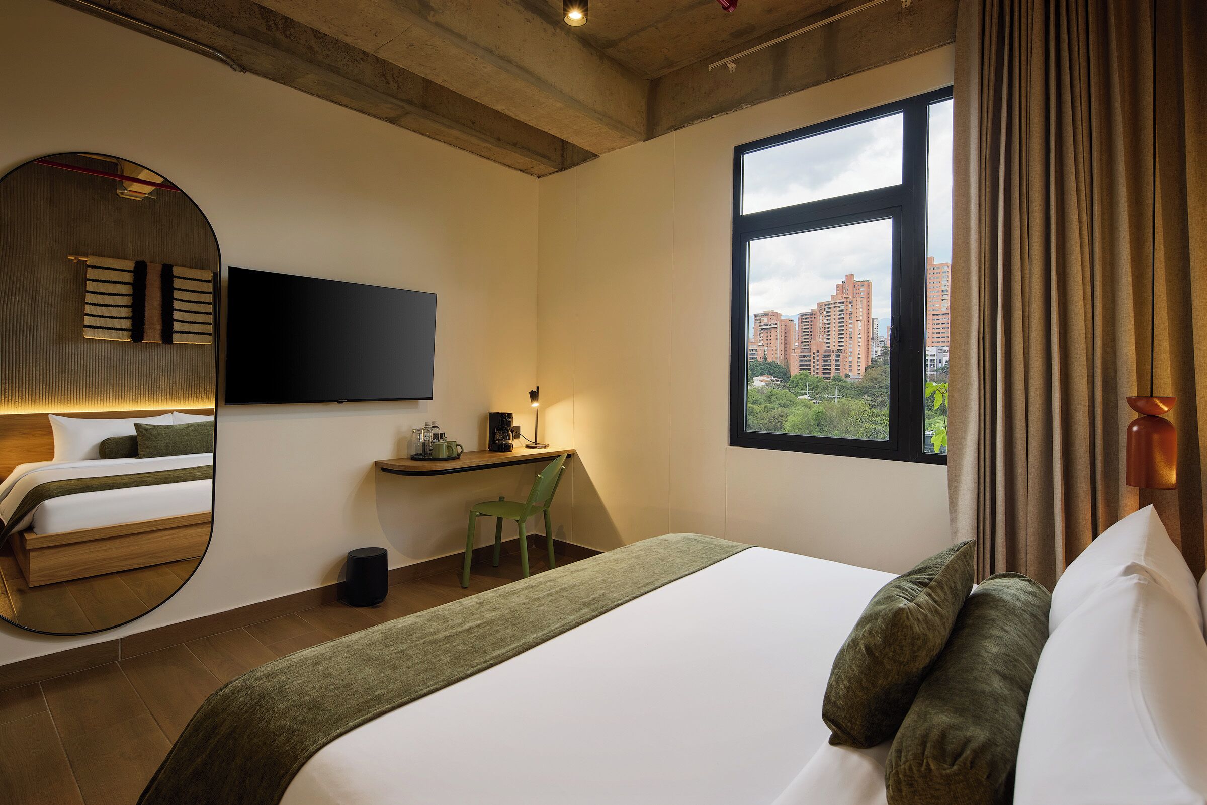 Photo - Hunters Hotel by Jalo