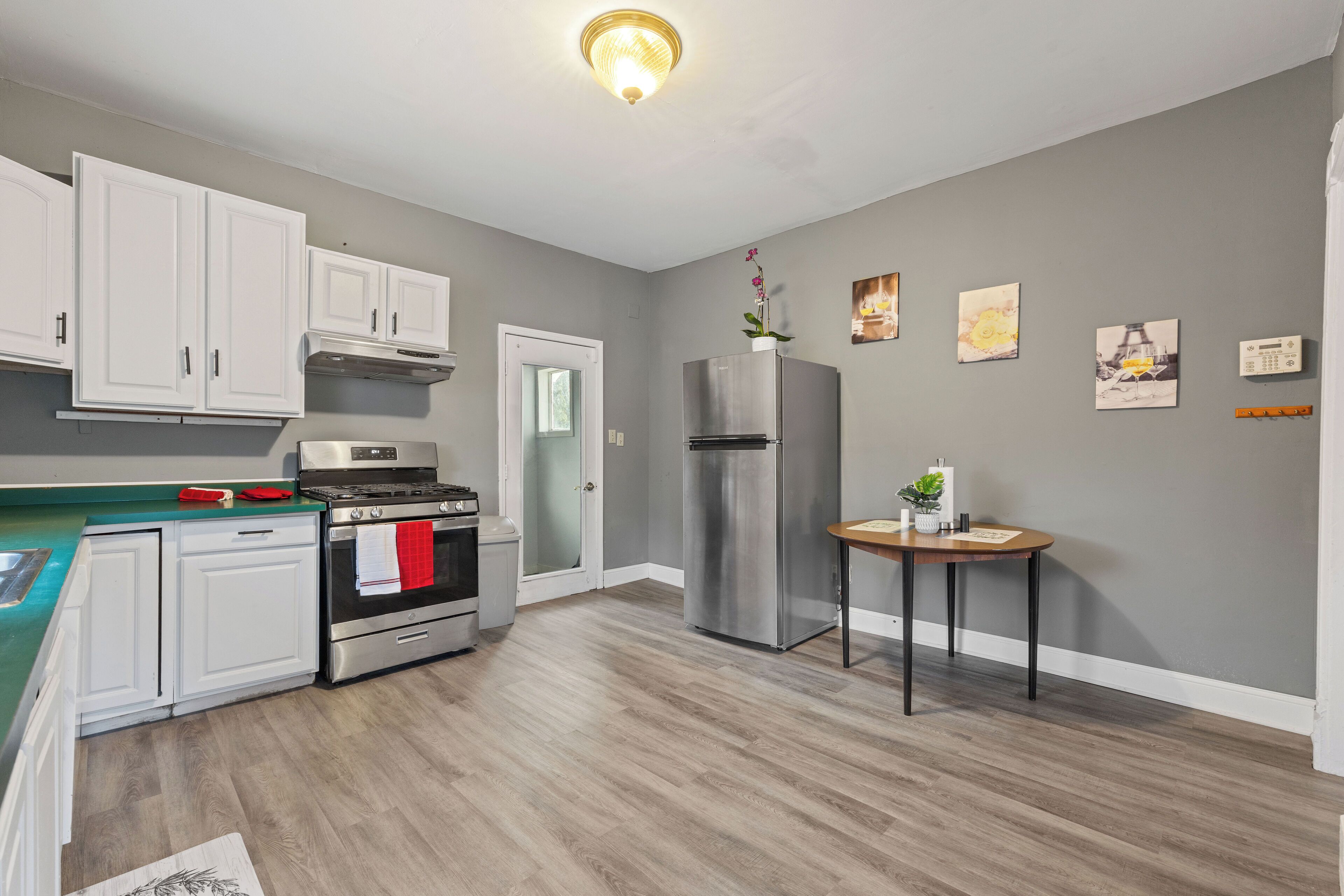 Microwave, oven, stovetop