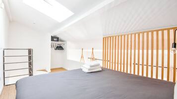 1 bedroom, iron/ironing board, bed sheets