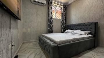 2 habitaciones, tabla de planchar con plancha y wifi gratis