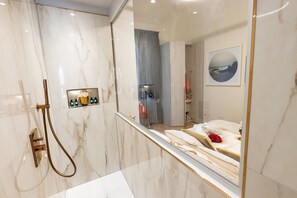 單棟房屋 | 3 間睡房、互聯網