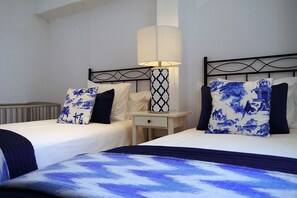 6 室のベッドルーム、アイロン / アイロン台、旅行用ベビーベッド、WiFi (無料)