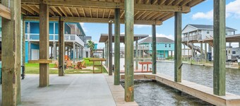 Salty Daze Waterfront Home on Christmas Bay with Ocean Views, Sleeps 10!