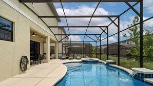 Unclassified image, 5 of 38, button - 12 Bedrooms / 11.5 Bathrooms / Paradiso Grande (6246SS) (Orlando)