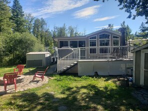 Terrace/patio - Park Model Lake Property for rent (Lacombe County)
