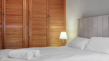 4 bedrooms, free WiFi, bed sheets