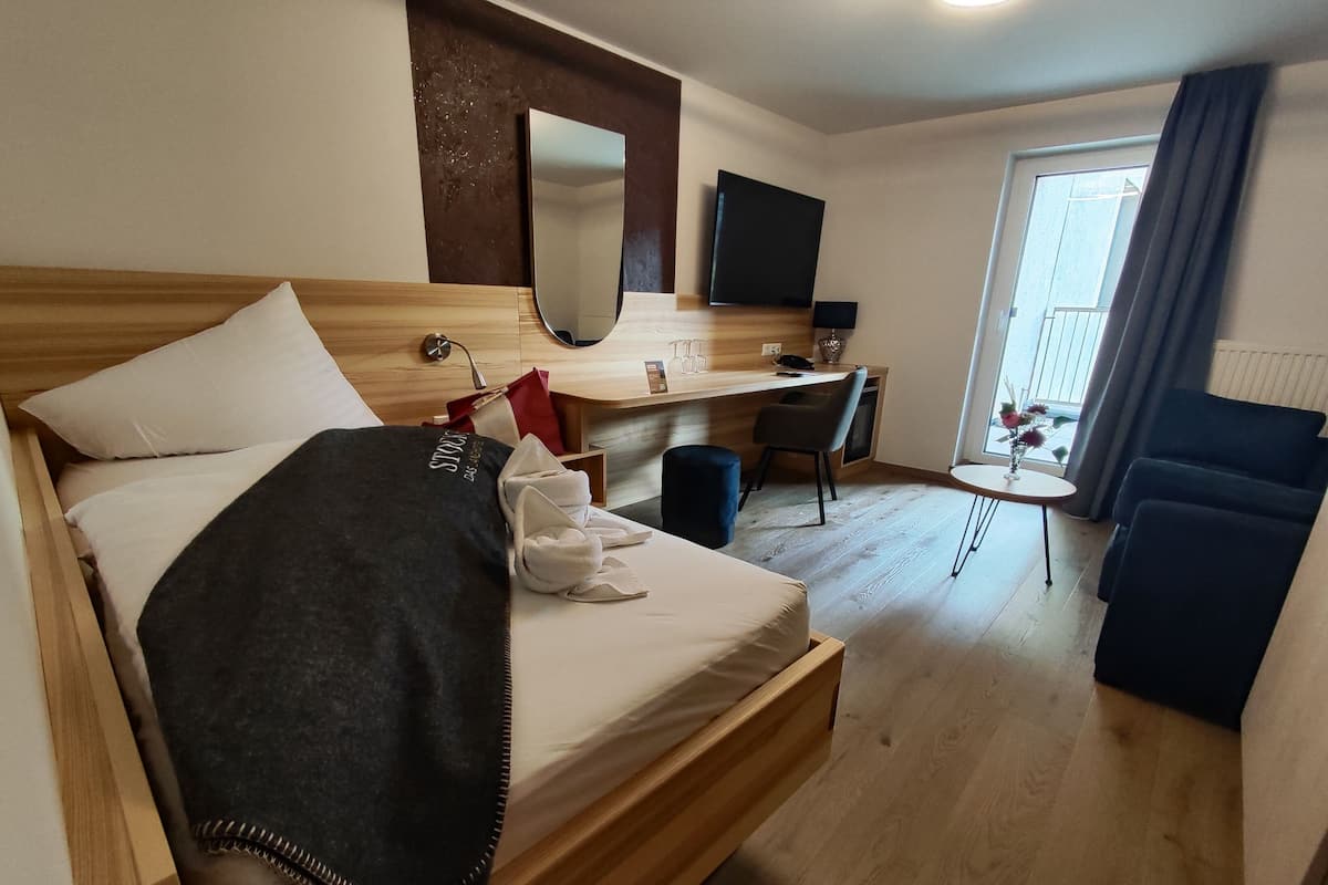 Habitació individual clàssica | 1 dormitori, minibar, caixa forta a l'habitació i escriptori