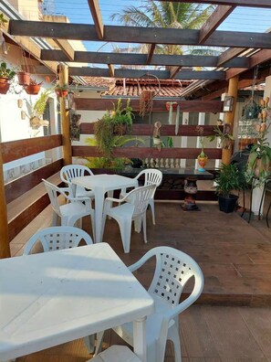 屋外ダイニングエリア