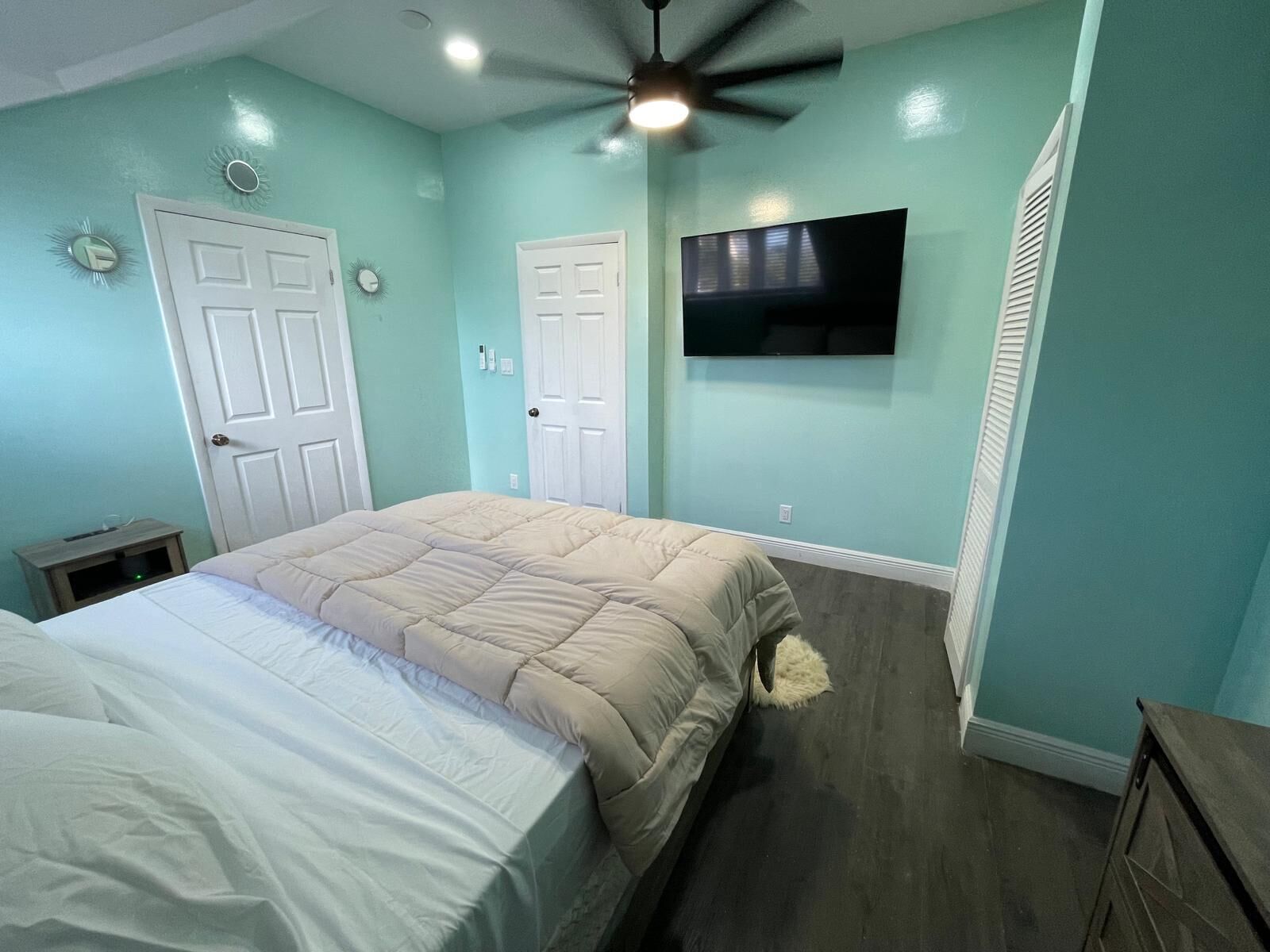 2 soverom, strykejern/-brett, wi-fi og sengetøy