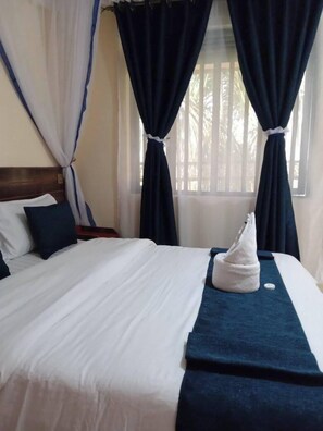 Free WiFi, bed sheets