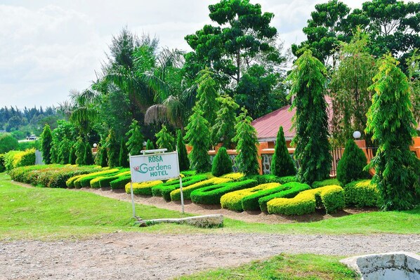 Exterior - Rosa Gardens Hotel (Muhoroni)