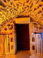 舒适四人房 | 免费 WiFi