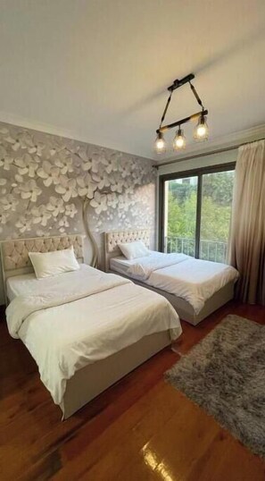 4 camere, Wi-Fi, lenzuola